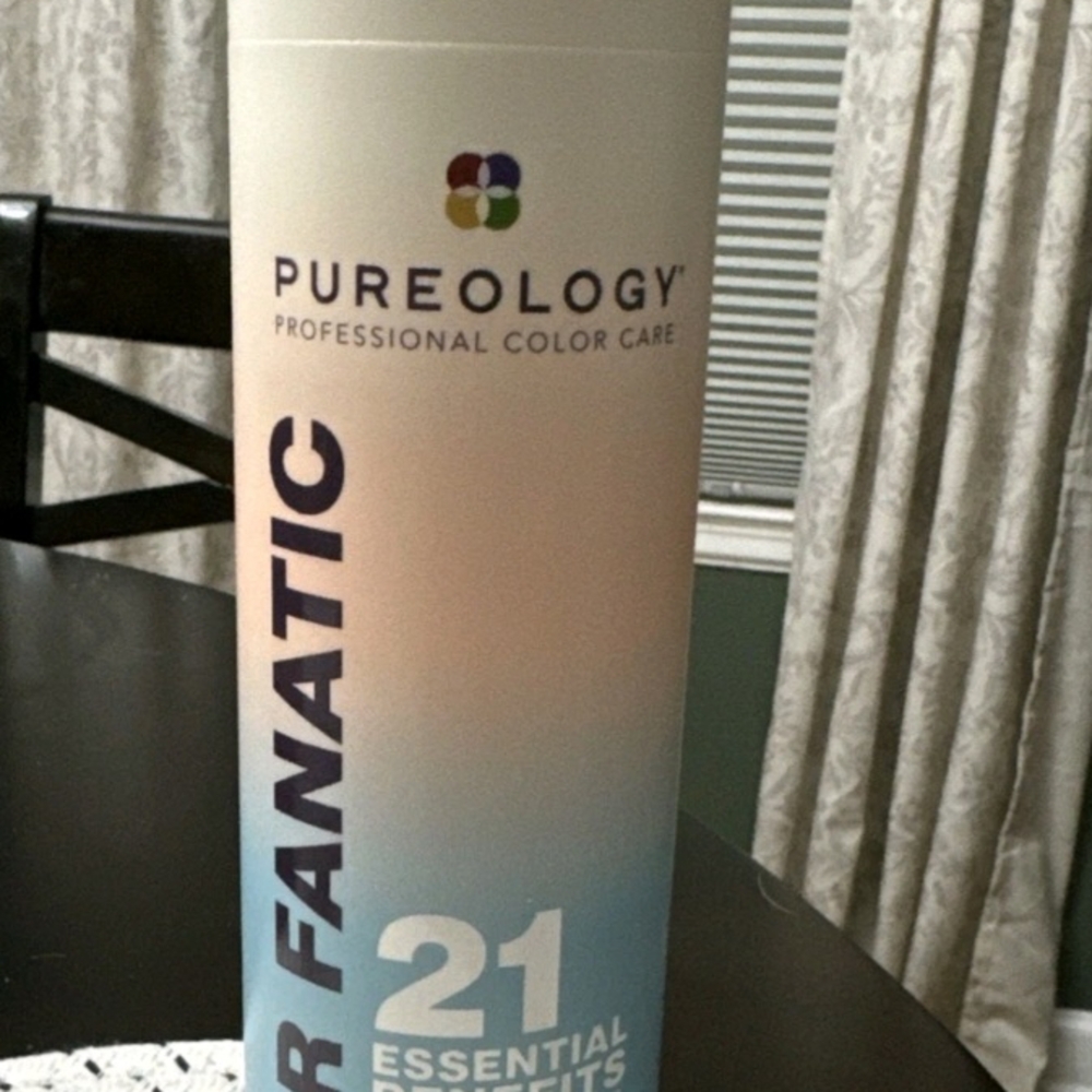 Pureology Color Care Leave In Spray W/ 21 Essential Benefits